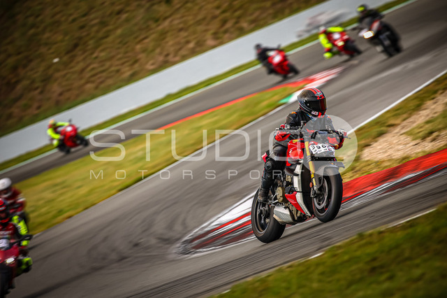 0396-240924_MO-012_396 | Deine Full-Service-Agentur für ✔️Videoproduktionen und ✔️Motorsportfotografie Jetzt Angebot anfragen!