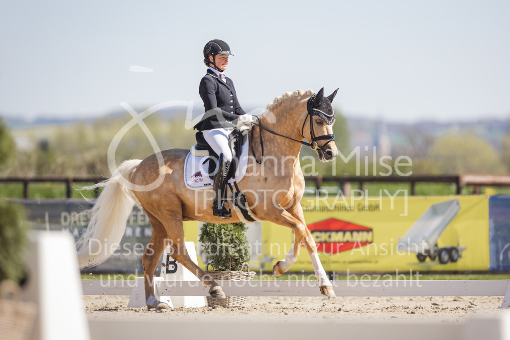 220418_Dressurpferde-L-146 | Frühlingsfest der Pferde
Herford
18.April 2022
Dressurpferdeprfg. Kl.L DL2