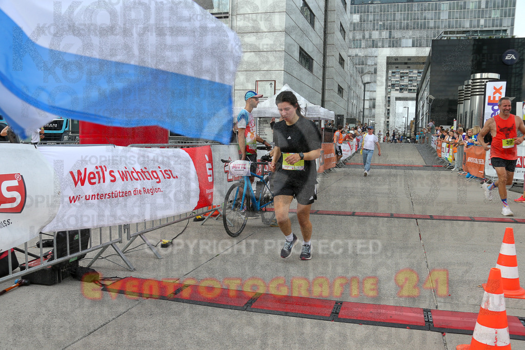 250920_1530_EX1_9727 | Sportfotografie im Rhein-Sieg Kreis, Köln, Bonn, NRW, Rheinland Pfalz, Hessen, etc. Unser Tätigkeitsfeld umfasst den Laufsport vom Volkslauf über den Marathon, Duathlon, Triathon bis zum Ultralauf wie Kölnpfad Ultra oder Schindertrail.