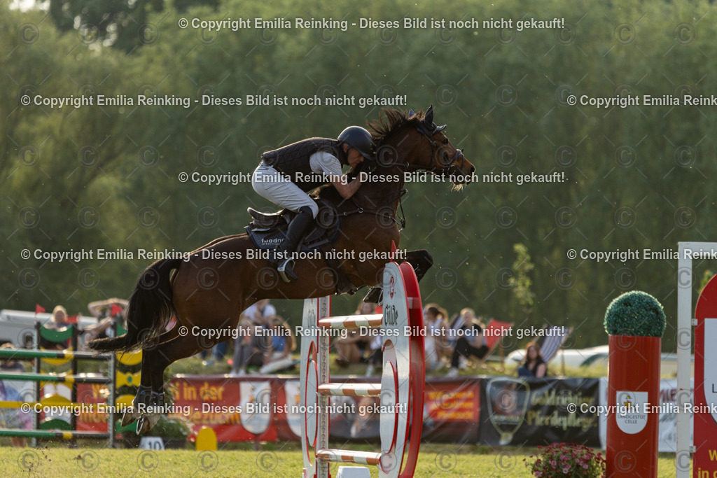 CL5A1346 | Emilia Reinking Fotografie - Realisiert mit Pictrs.com