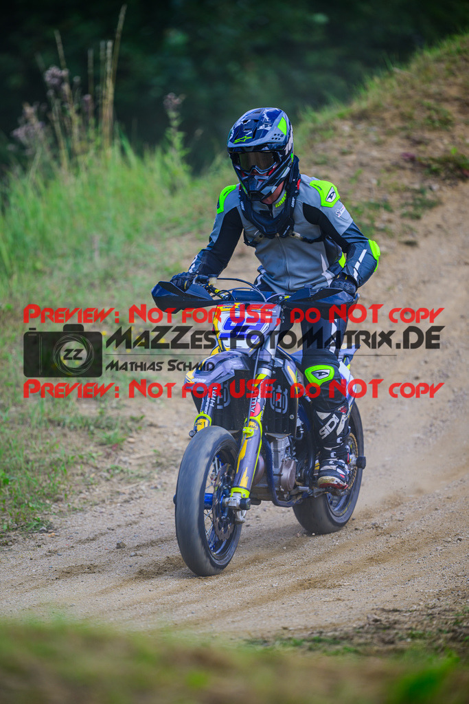 MaZZes_FotoMatrix_240713_6007705_0049 | S3