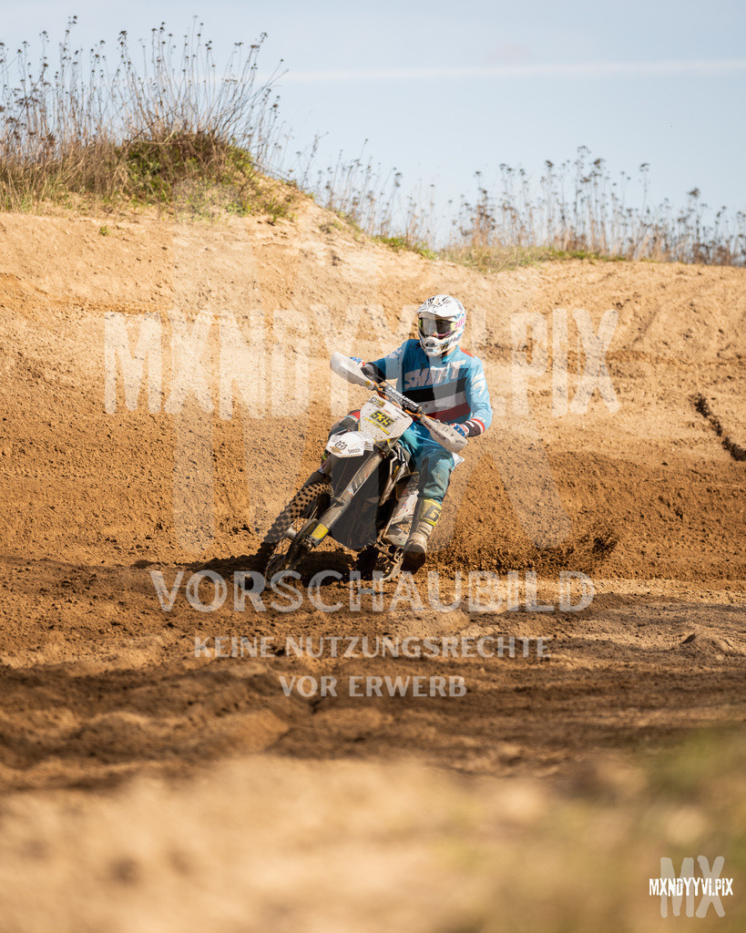 866A2400 | mxndyyvipix