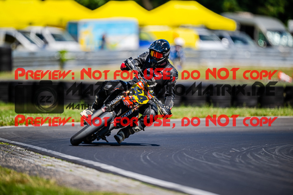 MaZZes_FotoMatrix_220702_2124 | S1