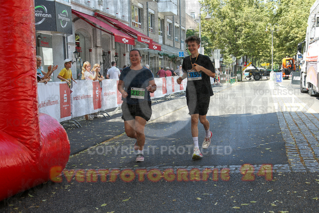 250621_1243_EX1_6096 | Sportfotografie im Rhein-Sieg Kreis, Köln, Bonn, NRW, Rheinland Pfalz, Hessen, etc. Unser Tätigkeitsfeld umfasst den Laufsport vom Volkslauf über den Marathon, Duathlon, Triathon bis zum Ultralauf wie Kölnpfad Ultra oder Schindertrail.