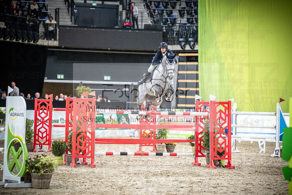 DOS_0983 | Entdecke hochwertige Reitturnierfotos von Foto Oger. Professionell, emotional und authentisch – jetzt Lieblingsmomente im Shop bestellen.Deutschlandweite Turnierfotografie. - Realisiert mit Pictrs.com