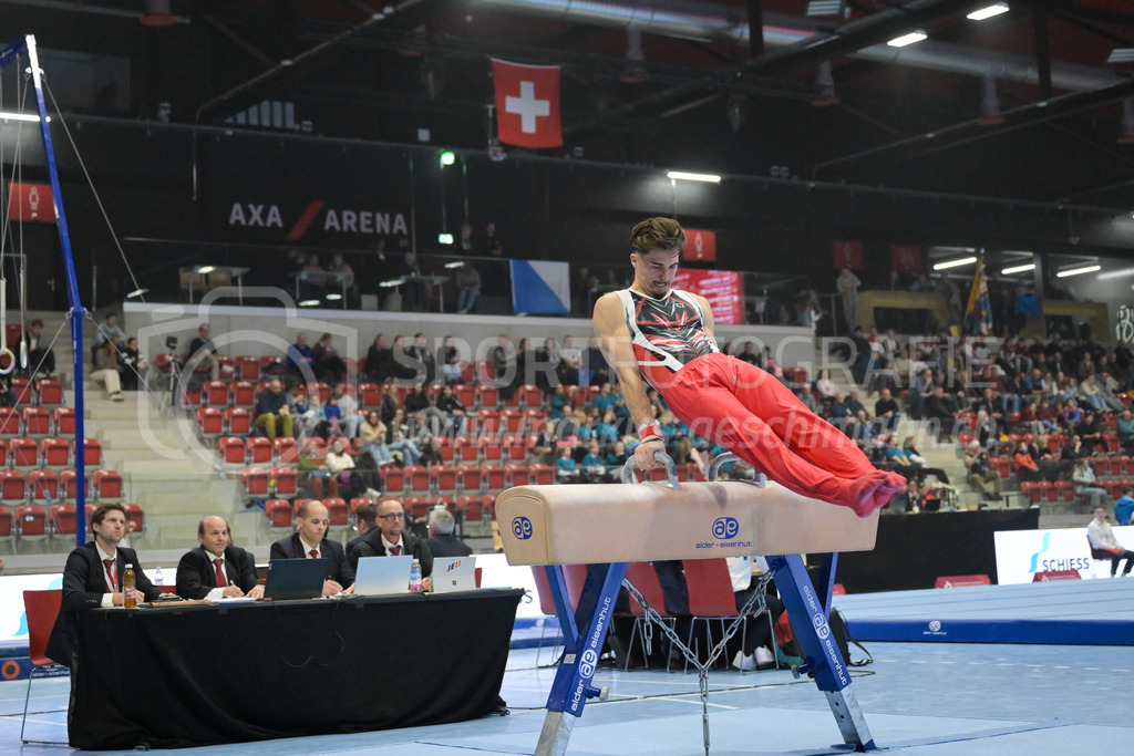 Schweizer Meisterschaften Kunstturnen Mannschaften Männer (B) - 22. November 2025 | Schweizer Meisterschaften Kunstturnen Mannschaften Männer (B)AXA Arena, WinterthurBild: Sportfotografie Markus Aeschimann | www.markus-aeschimann.ch - Realisiert mit Pictrs.com
