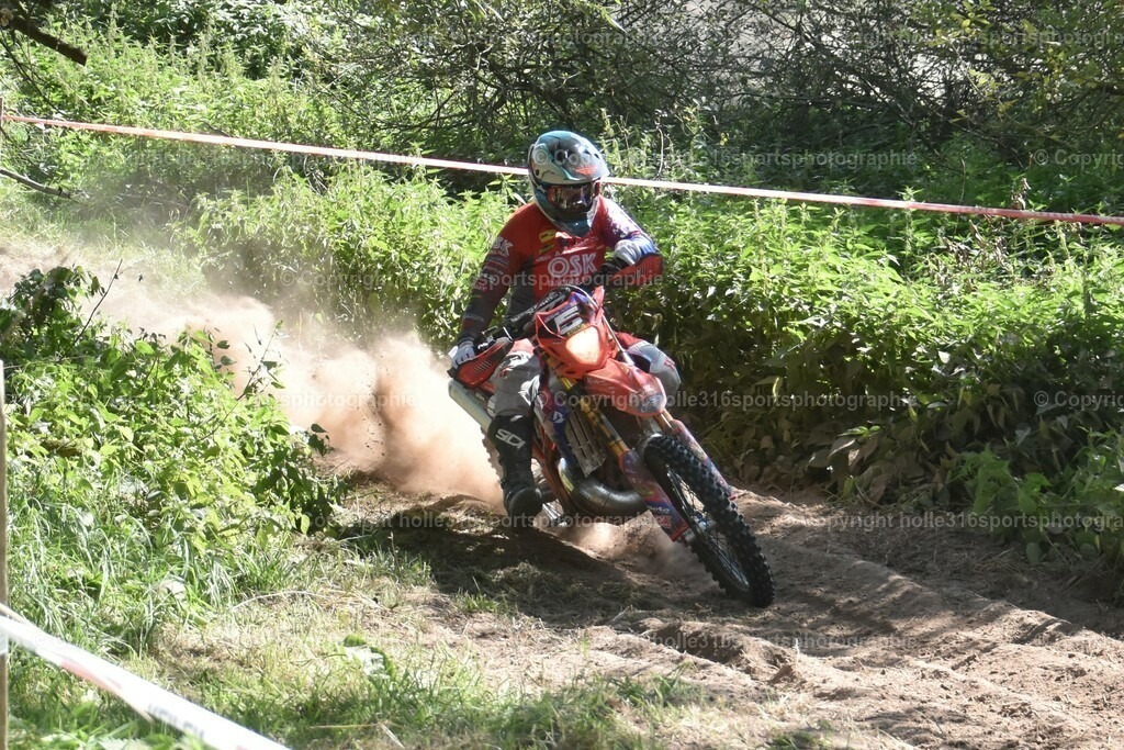 DSC_0195 | Sportfotografie , Motorsport, Motoross, Reitsport, Mointainbike, Enduro,
Landschaft , Outdoor, Eventfotografie, Landschaft, Bilder online bestellen - Realisiert mit Pictrs.com