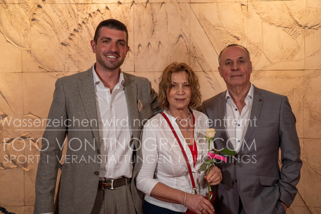 CCC_Frühlingsball_Teppich_byTINOGRRAFIE-34 | (c) TINOGRAFIE.COM