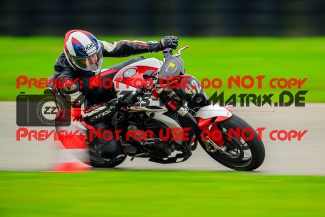 MaZZes_Fotomatrix_20241003_6007705_9739 | GELB