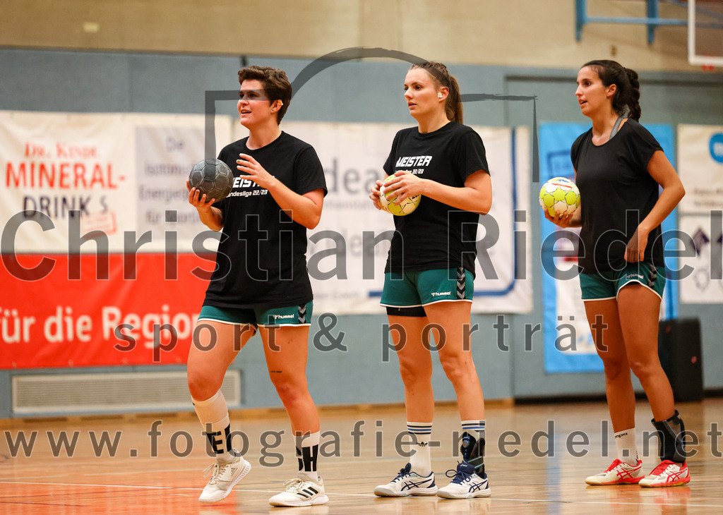 2023-09-16_002_TSV_Vaterstetten_gegen_SV_Muenchen_Laim | Baldham, Deutschland, 16.09.2023:
Handball, Bayernliga Frauen Staffel Süd 2023 / 2024, 1. Spieltag, TSV Vaterstetten gegen SV München Laim, Endergebnis: 23:34

Foto: Christian Riedel / fotografie-riedel.net