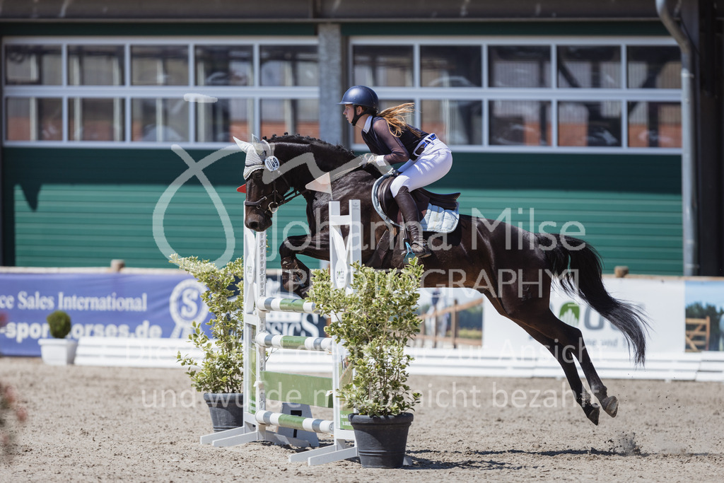 230610_Mühlen_Stil-L-147 | Deine schönsten Turniermomente als professionelle Fotos! Entdecke hochwertige Pferdesport-Fotografie im Online-Shop. Jetzt Fotos finden & bestellen!