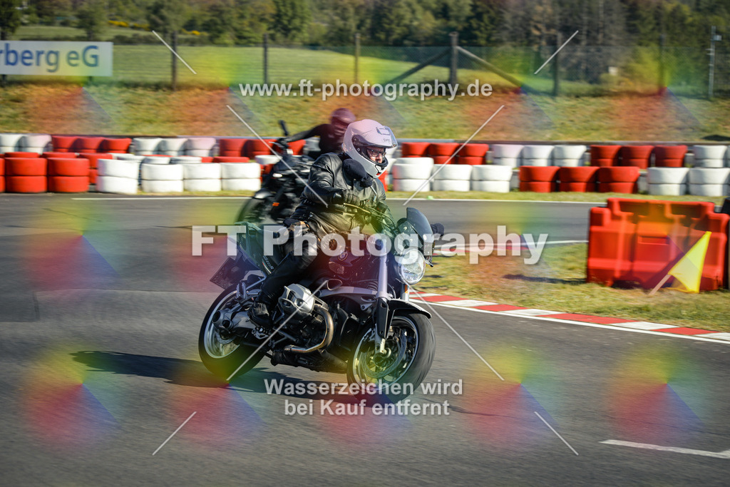 OBK_Mai_Martina_Markus-10231 | Hier findet Ihr Bilder von Touristenfahrten auf der Nürburgring Nordschleife oder von anderen Veranstaltungen die ich besucht habe. Viel Spass beim Durch Schauen 