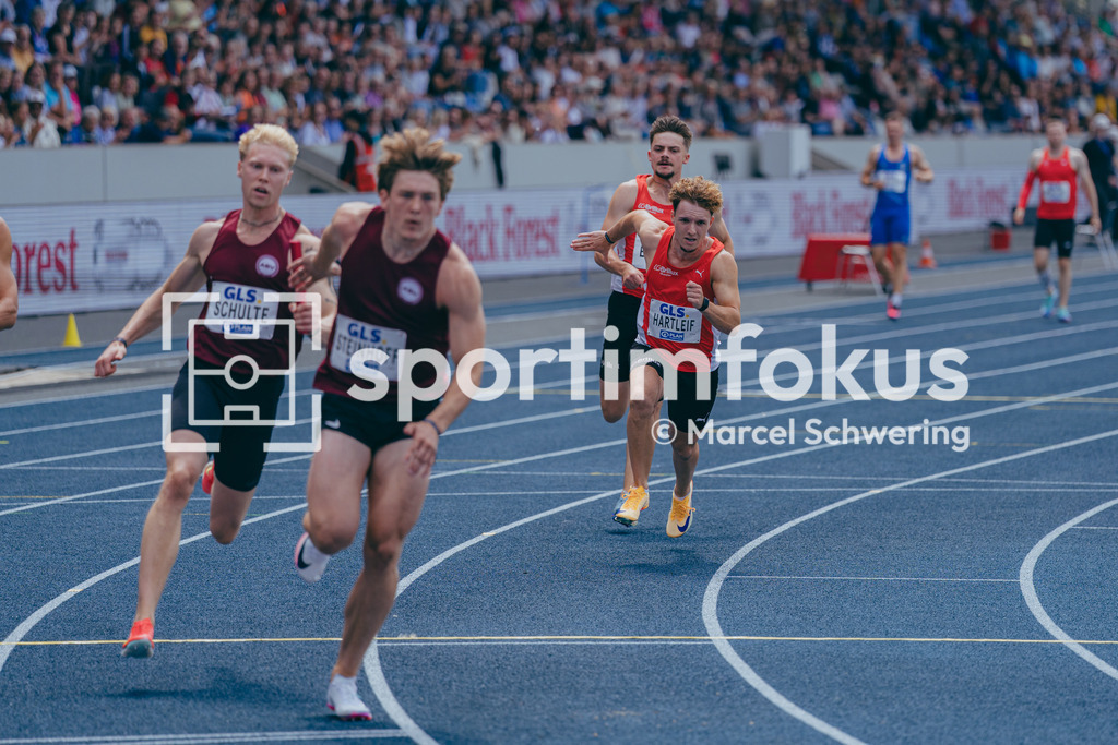 Deutsche Meisterschaften der Frauen und Männer 2026 | Nils Hartleif, LG Brillux Münster, Jakob Bruns, LG Brillux Münster, 4x100-Meter-Staffel, Deutsche Meisterschaften der Frauen und Männer 2026, Lohrheidestadion Bochum-Wattenscheid, 26.07.2026. Foto: Marcel Schwering / sportimfokus - Realisiert mit Pictrs.com