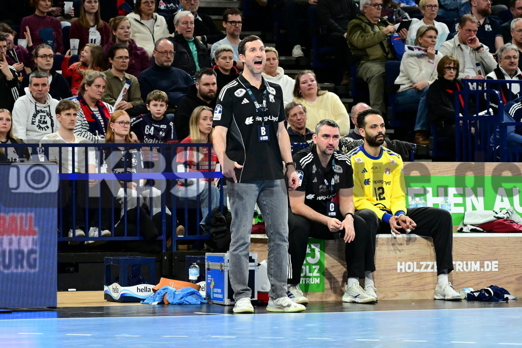 KBS Picture_HSVH-SGFl-Handewitt_001 | Jansen Torsten Trainer (HSV Hamburg) ,Sportarena :  Barclays Arena Hamburg, - Realisiert mit Pictrs.com