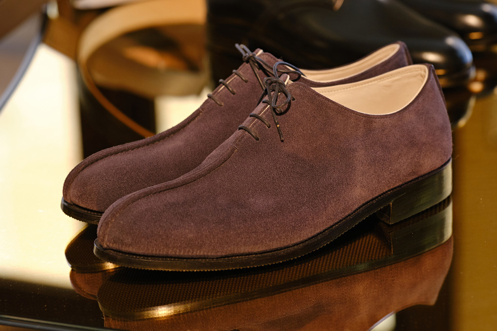 Scheer Maßschuhe | WIen, Austria - May 09, 2025; Scheer Maßschuhe in der Bräunerstrasse, Wien. - Realisiert mit Pictrs.com