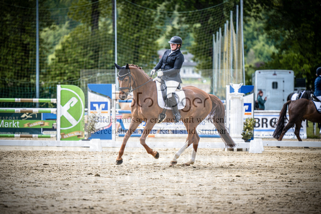 DOS_1450 | Reitturnier Venne - Realisiert mit Pictrs.com