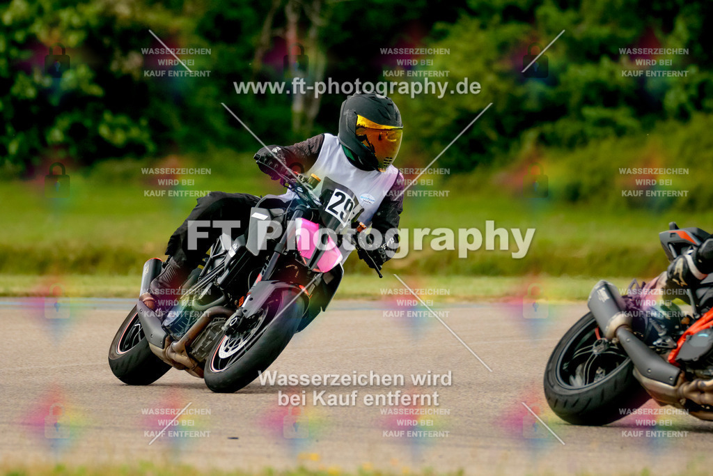 _7D21550 | Hier findet Ihr Bilder von Touristenfahrten auf der Nürburgring Nordschleife oder von anderen Veranstaltungen die ich besucht habe. Viel Spass beim Durch Schauen 