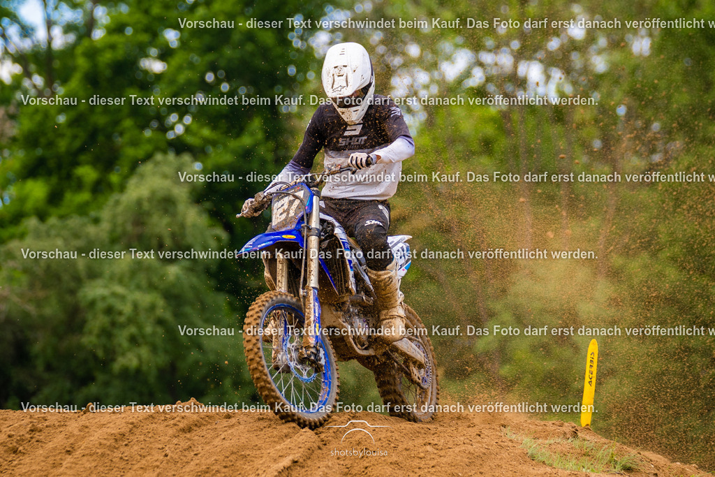 20260607_MSCParmen-0362 | Sportfotografin aus Berlin-Brandenburg mit Fokus auf Motocross. Ich halte deine sportliche Leistung und echte Emotionen auf und neben der Strecke professionell fest. Entdecke die Fotos von deinem Rennen und bestelle sie direkt hier im Shop.