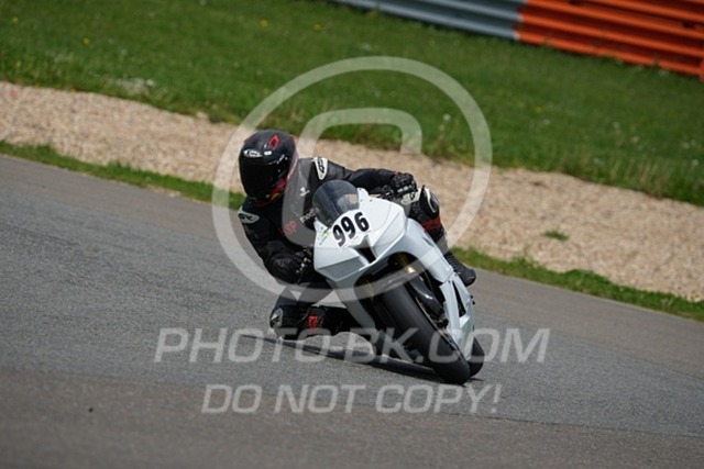 2024_05_13_PBK_15808 | Sportfotografie; SlowMotion; Video; Rennstrecke; Hafeneger; Speer; Racing; RSE; BMW; CBO; Trackday; Motorsportarena; Hockenheimring; Brno; Most; Barcelona; Valencia