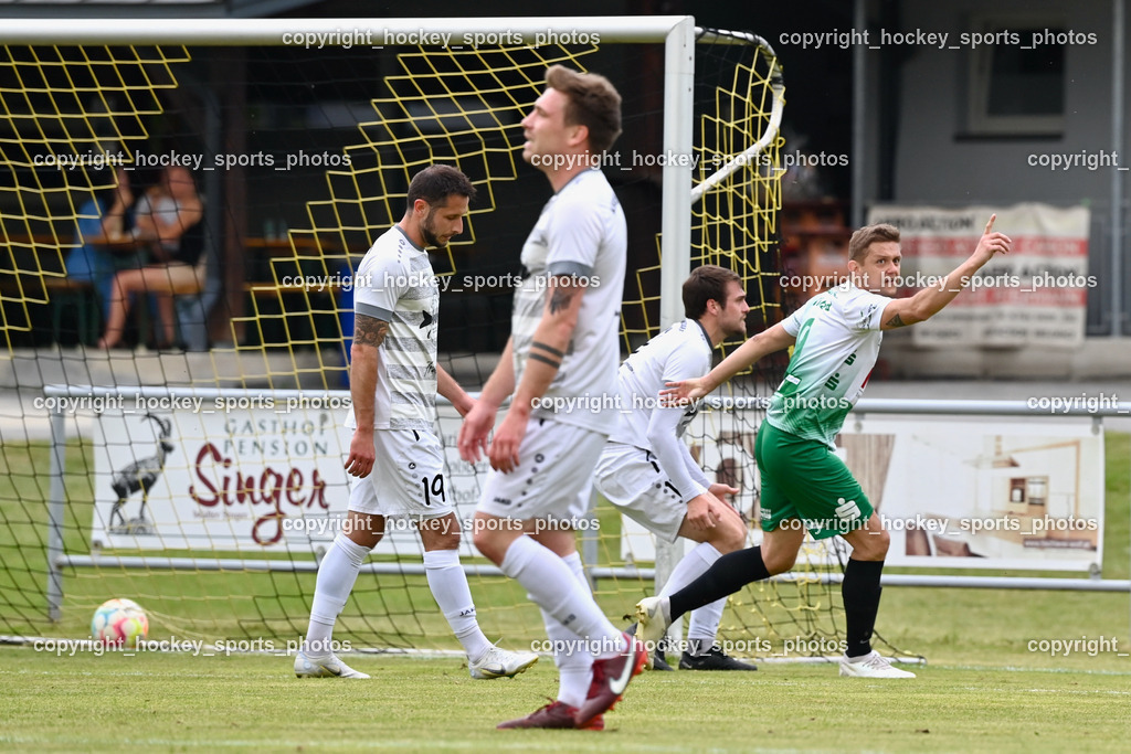 ASKÖ Köttmannsdorf vs. SV Feldkirchen 2.6.2023 | #19 Christopher Sallinger, #9 Martin Hinteregger, Jubel SV Feldkirchen