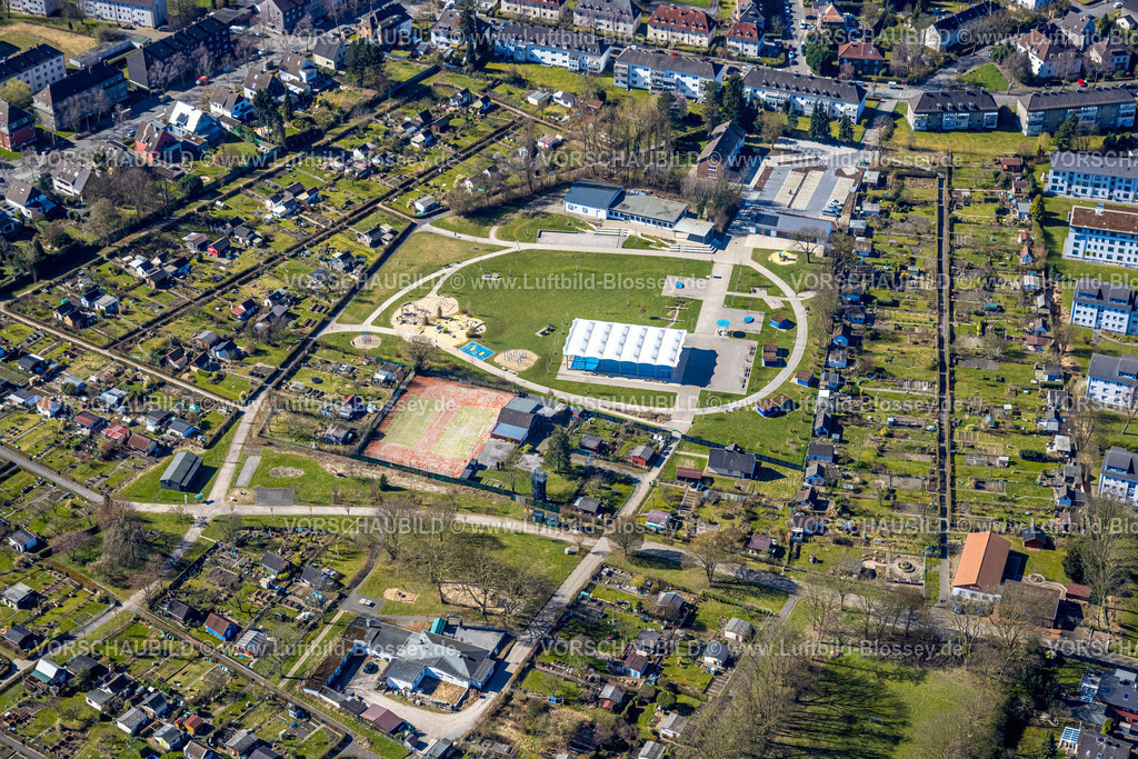 Bochum250301741 | Luftbild, Urban Green Bochum-Riemke Park, umgeben von KGV Kleingartenverein Riemke, Ortsansicht Ortsteil Riemke, Bochum, Ruhrgebiet, Nordrhein-Westfalen, Deutschland