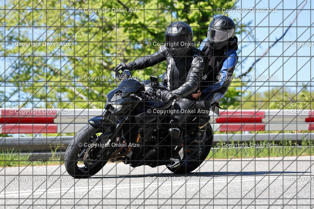 IMG_9986 | Fotograf am Kyffhäuser. Onkel Atze. Kyffhäuser Rennstrecke. Café36. Motorsportfotografie. - Realisiert mit Pictrs.com