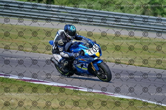 26BT02-0595 | markuskiefer.com - Realisiert mit Pictrs.com