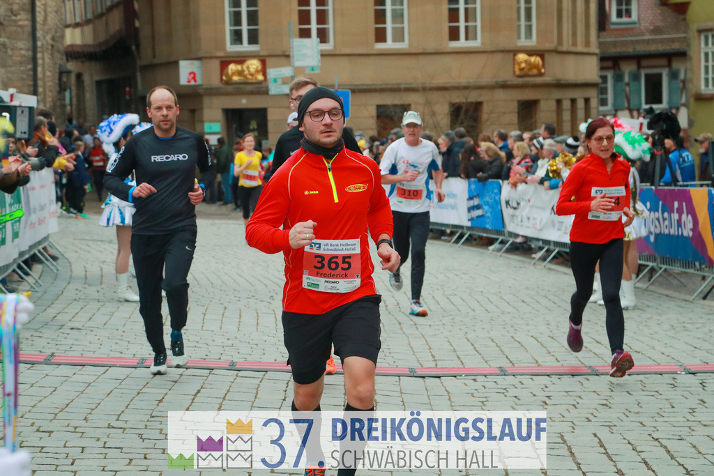 VR Bank Hauptlauf 10000m | 3 Koenigslauf 2023 - Realisiert mit Pictrs.com