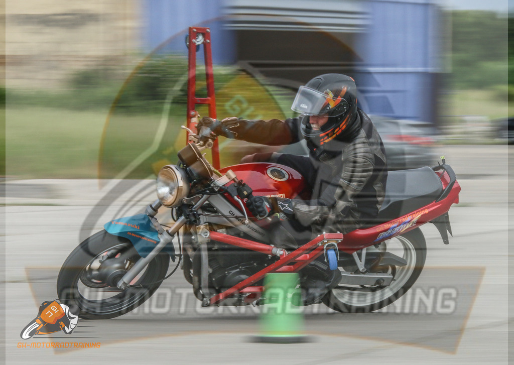IMG_2649 | gh-motorradtraining-foto.de - Realisiert mit Pictrs.com