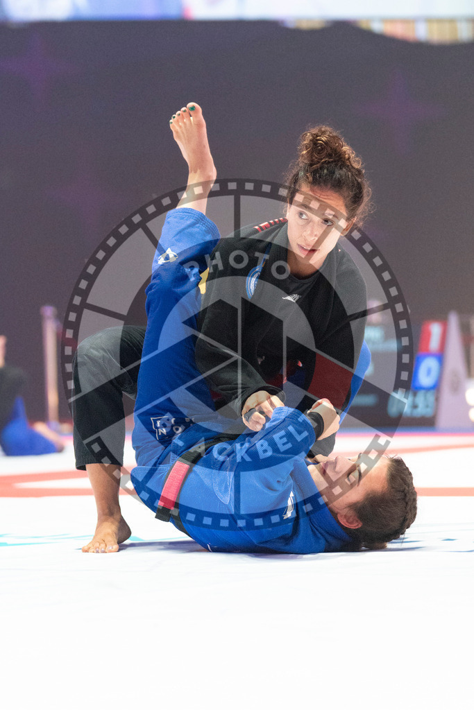 20231109PBB3377 | Fighters compete during the AJP World Professional Championship in the Mubadala Arena in Abu Dhabi, Arab United Emirates, on November 9, 2023.
