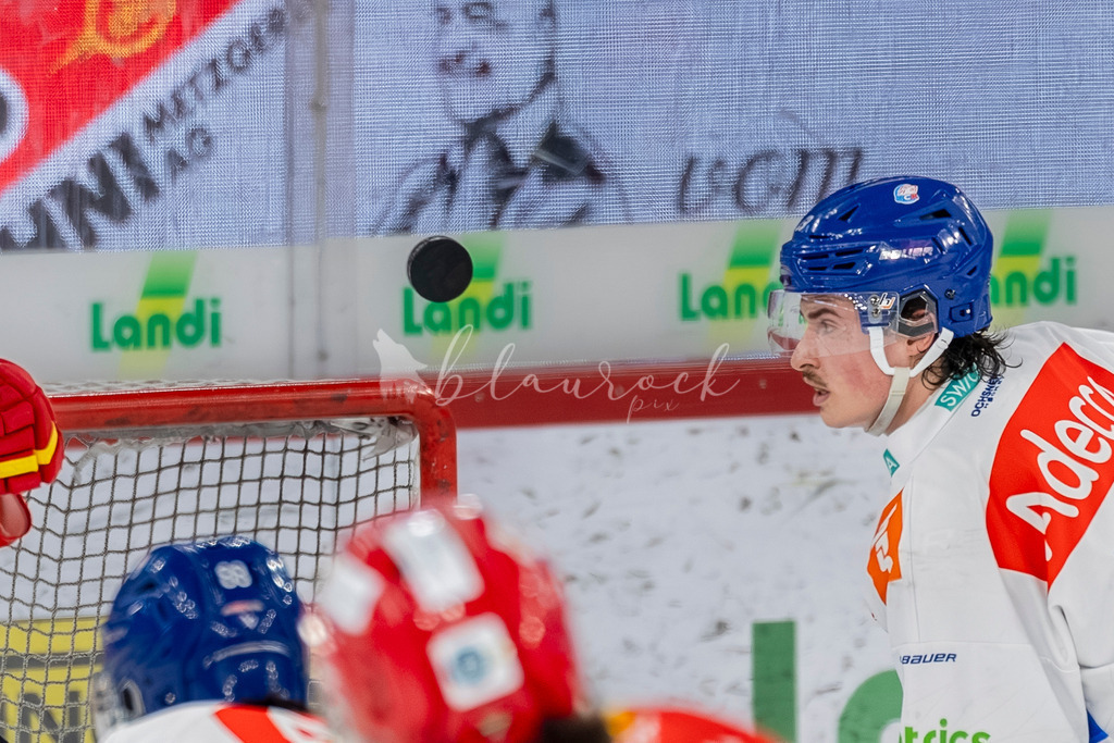 EHCB vs GCK 20260104-7769 | Sportbilder, Sportfotograf, Hochzeits- und Eventfotografin, Flugshows, Portraits und Tiershooting, Aviation, Downhill, Nationalleague, Swissleague, International