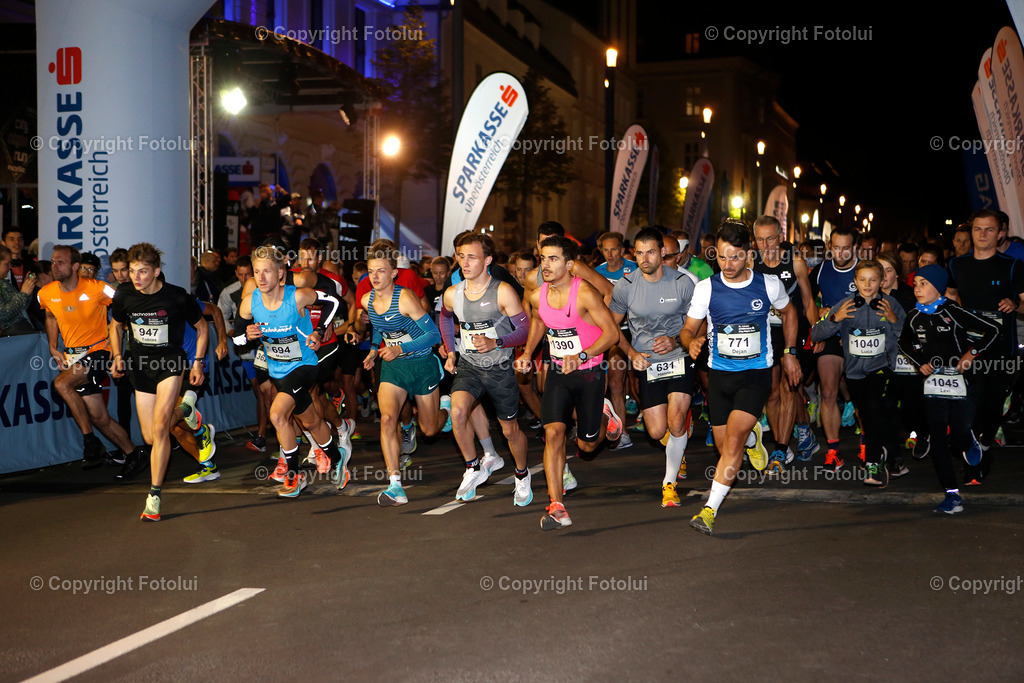 LINZERSPARKASSECITYNIGHTRUN_13 | bilder, linz, photo, foto, fussball, sport, fotolui, bundesliga