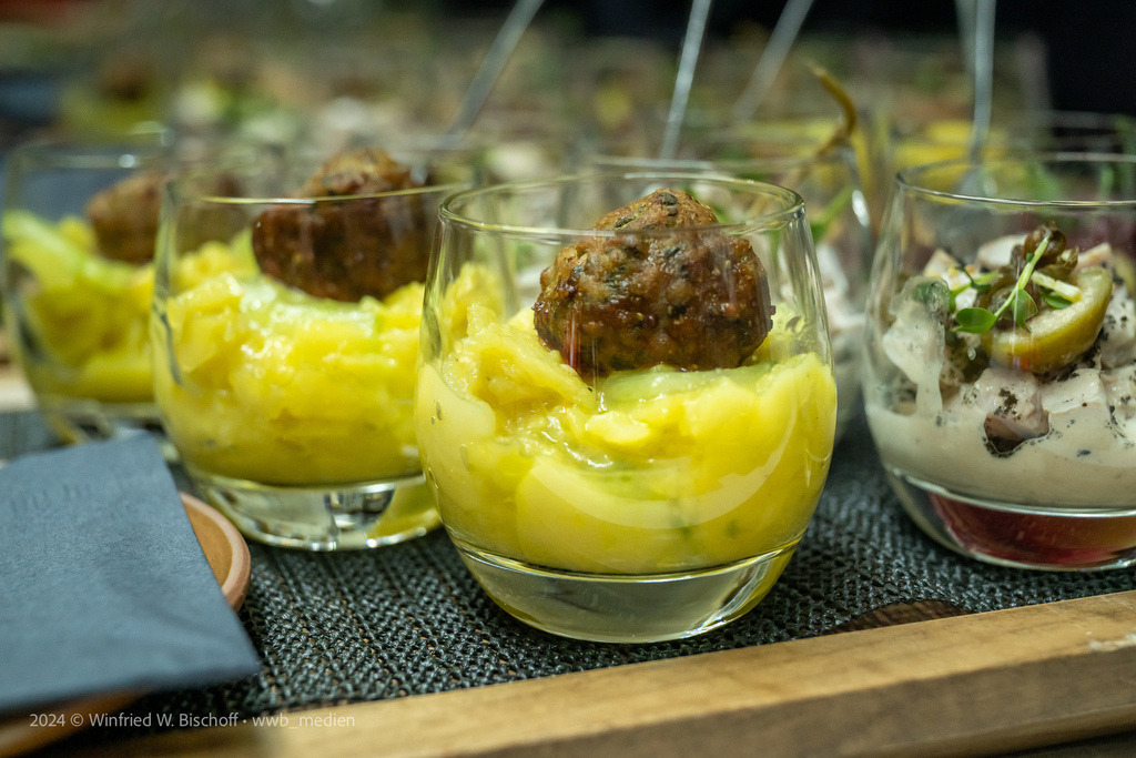 wwb_2155 | <Fotografie> <Video> <Film> <Winfried Bischoff> - Realisiert mit Pictrs.com