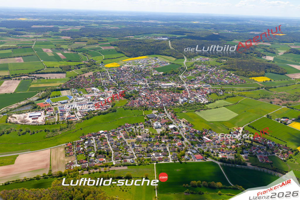 Das Luftbild der Stadt Burgebrach wurde 2019 vom Flugzeug heraus erstellt (keine Drohne) Aufnahmehöhe ca.400 Meter- hohe Auflösung- beste Druck-Qualität garantiert!