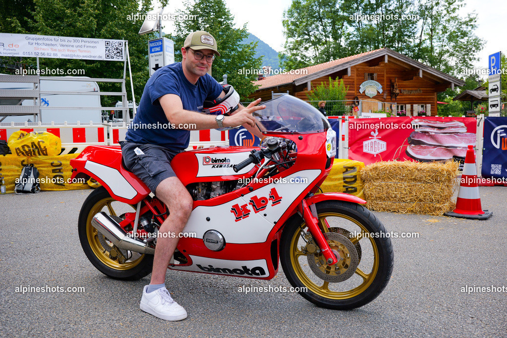 P1014634 | Erleben Sie atemberaubende, hochqualitative Fotos Ihrer Fahrt entlang der malerischen Alpenstraßen. Besuchen Sie alpineshots.com, um professionelle Aufnahmen Ihrer unvergesslichen Reise zu finden und zu kaufen - Realisiert mit Pictrs.com