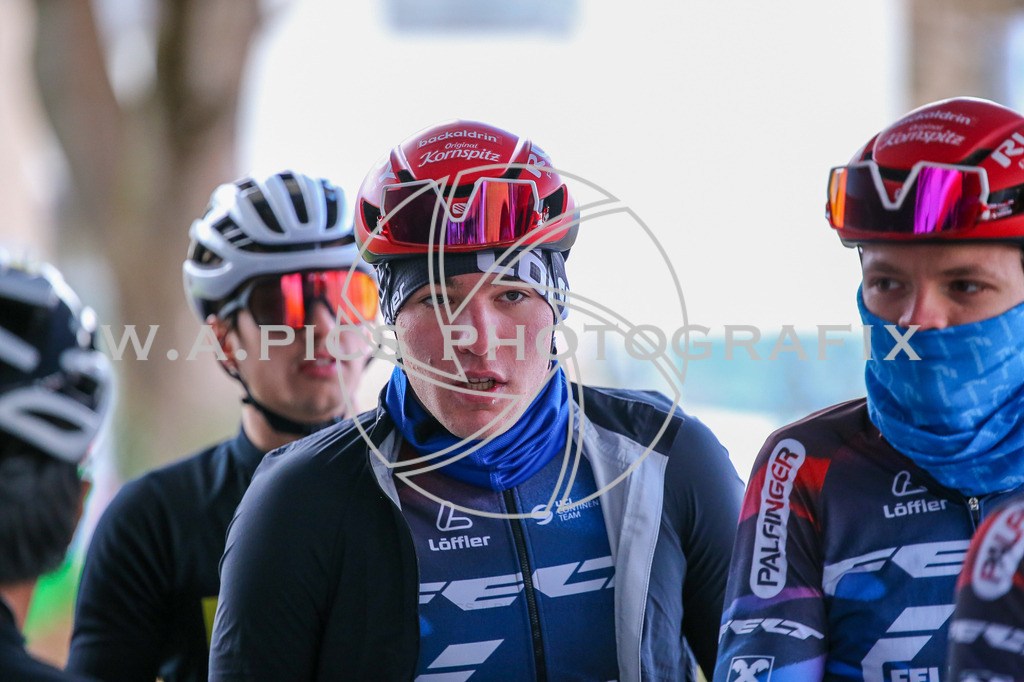 ..... | LEONDING,AUSTRIA,24.März.24 - 63.Radsaisoneröffnungsrennen Leonding Road Cycling League , Image shows: 
Photo: WAPICS / Andreas Willdoner
