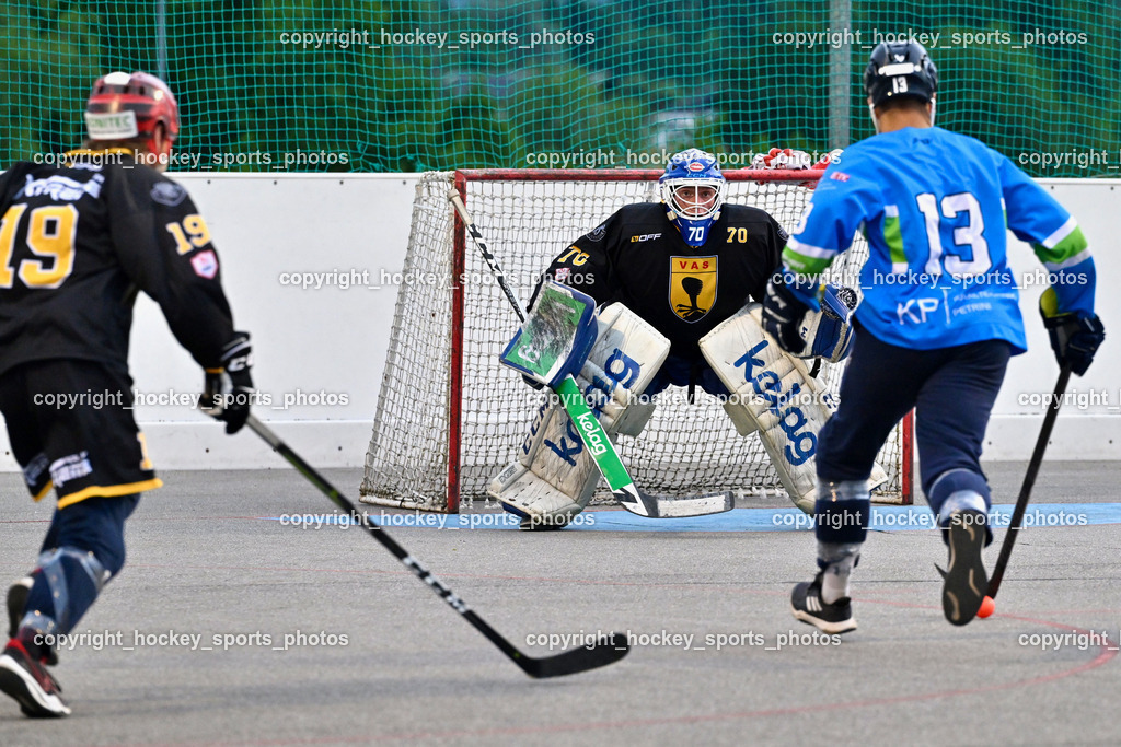 ASKÖ Hockey Villach vs. VAS Ballhockey  | #70 Moser Lukas VAS Villach, #13 SCHARF Nikolas ASKÖ Villach Hockey, ASKÖ Hockey Villach vs. VAS Ballhockey , ASKÖ Hockey Villach vs. VAS Ballhockey  am 06.07.2025 in Villach (Alpen Arena ), Austria, (Photo by Bernd Stefan)