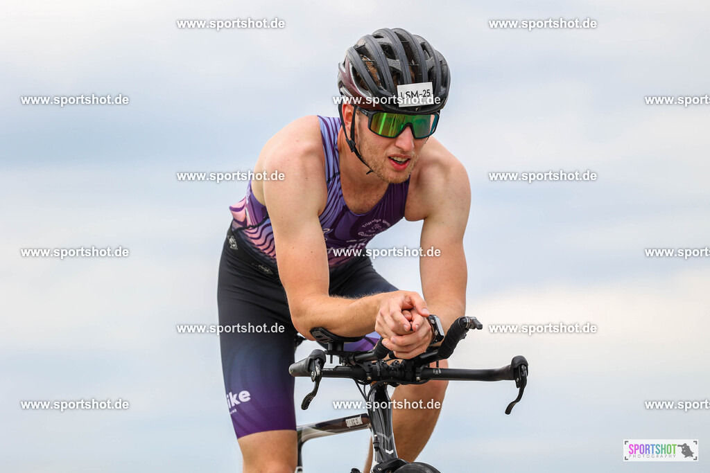 BR8A6037 | Stadttriathlon Erding 2025. #yourpictrs #sportshot_your_pictrs @Sportshotphotography #stadttriathlonerding Copyright: www.sportshot.de
