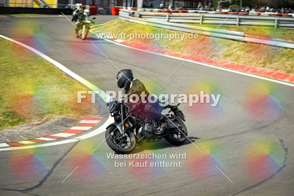 OBK_Mai_Martina_Markus-10806 | Hier findet Ihr Bilder von Touristenfahrten auf der Nürburgring Nordschleife oder von anderen Veranstaltungen die ich besucht habe. Viel Spass beim Durch Schauen 