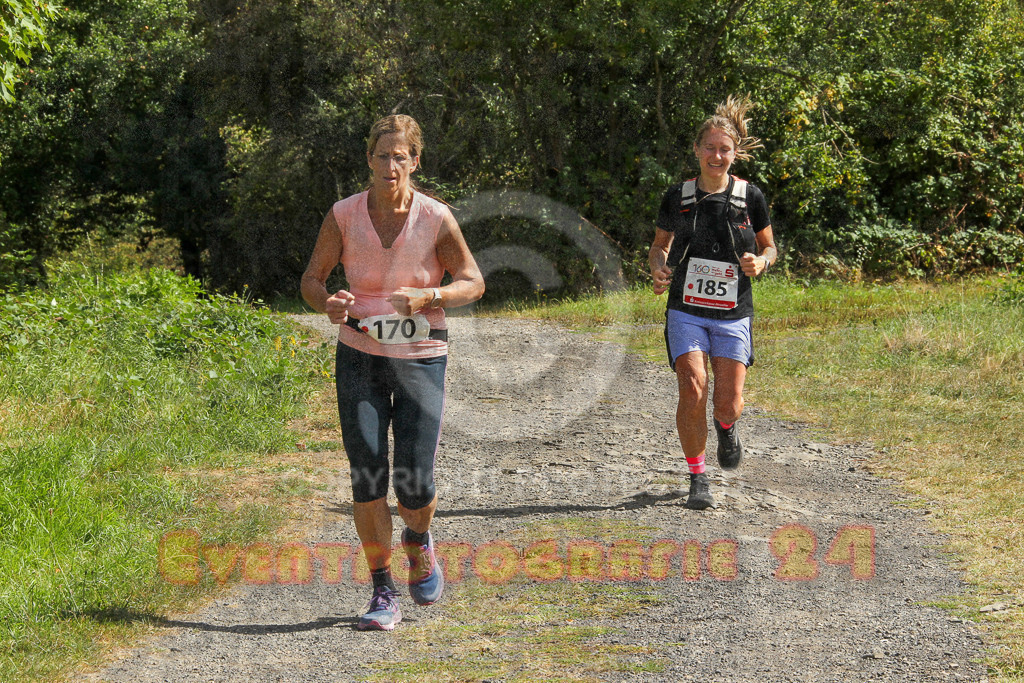 250830_1424_EV4_4371 | Sportfotografie im Rhein-Sieg Kreis, Köln, Bonn, NRW, Rheinland Pfalz, Hessen, etc. Unser Tätigkeitsfeld umfasst den Laufsport vom Volkslauf über den Marathon, Duathlon, Triathon bis zum Ultralauf wie Kölnpfad Ultra oder Schindertrail.