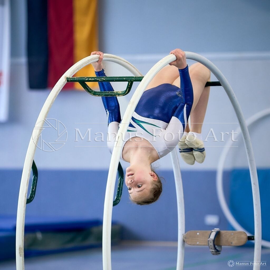 2024-06-21-B-DSC02561 | Professionelle Sportfotografie in Hamburg, Schleswig-Holstein und Niedersachsen – spezialisiert auf Rhönrad, Geräteturnen, Leistungsturnen und rhythmische Sportgymnastik. Bundesweite Begleitung von Rhönrad-Events. Jetzt Sport-Fotos - Realisiert mit Pictrs.com