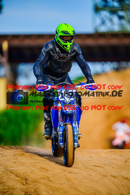 MaZZes_FotoMatrix_240511_6007705_8803 | S4