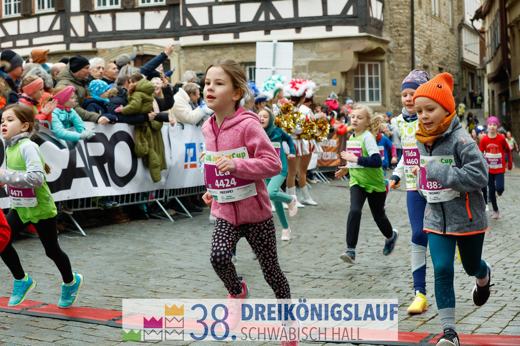 400m AOK Junior Cup | 3 Koenigslauf 2024 400m AOK Junior Cup - Realisiert mit Pictrs.com