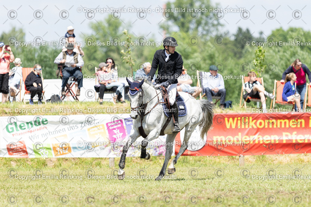 CL5A8299 | Emilia Reinking Fotografie - Realisiert mit Pictrs.com