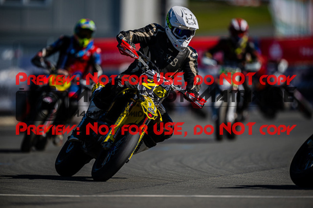 MaZZes_FotoMatrix_220903_1705 | UE40