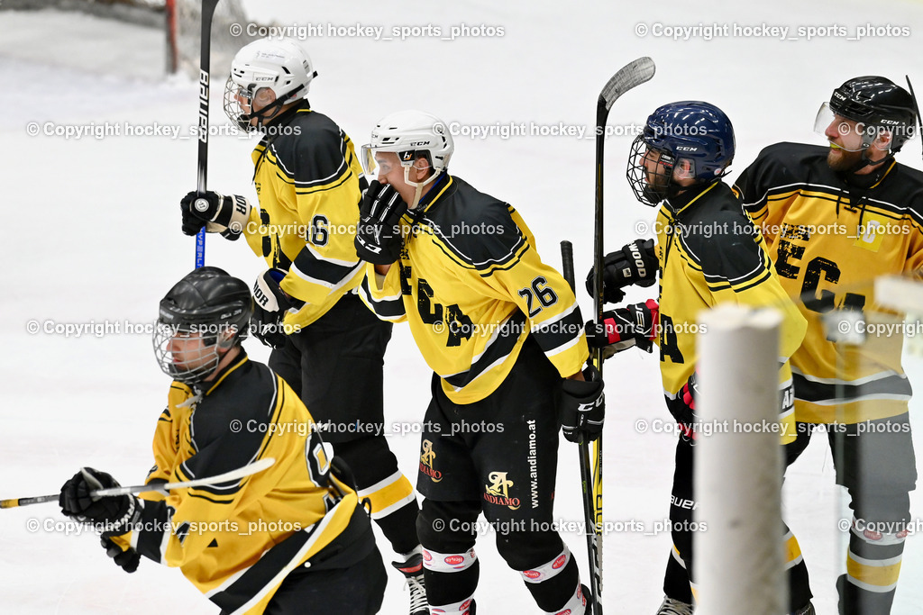 EC Kellerberg vs. EC Arnoldstein | Jubel EC Arnoldstein Mannschaft, #94 Agnola Filippo EC Arnoldstein, #26 De Pasqualin Lucas EC Arnoldstein, #86 Martl Timo EC Arnoldstein, #96 Ottogalli Mattia EC Arnoldstein, EC Kellerberg vs. EC Arnoldstein, EC Kellerberg vs. EC Arnoldstein am 03.02.2025 in Villach (Stadthalle Villach), Austria, (Photo by Bernd Stefan)