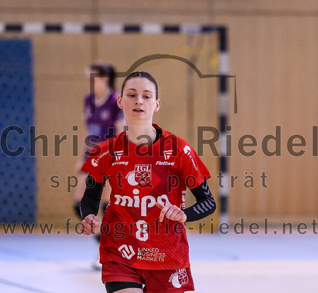 2025-02-22_008_SpVgg_Altenerding_gegen_TG_Landshut | Erding, Deutschland, 22.02.2025:Handball, Bezirksoberliga Frauen Altbayern 2024 / 2024, 15. Spieltag, SpVgg Altenerding gegen TG Landshut, Endergebnis: 25:22Sandra Süß (TG Landshut, #8)Foto: Christian Riedel / fotografie-riedel.net