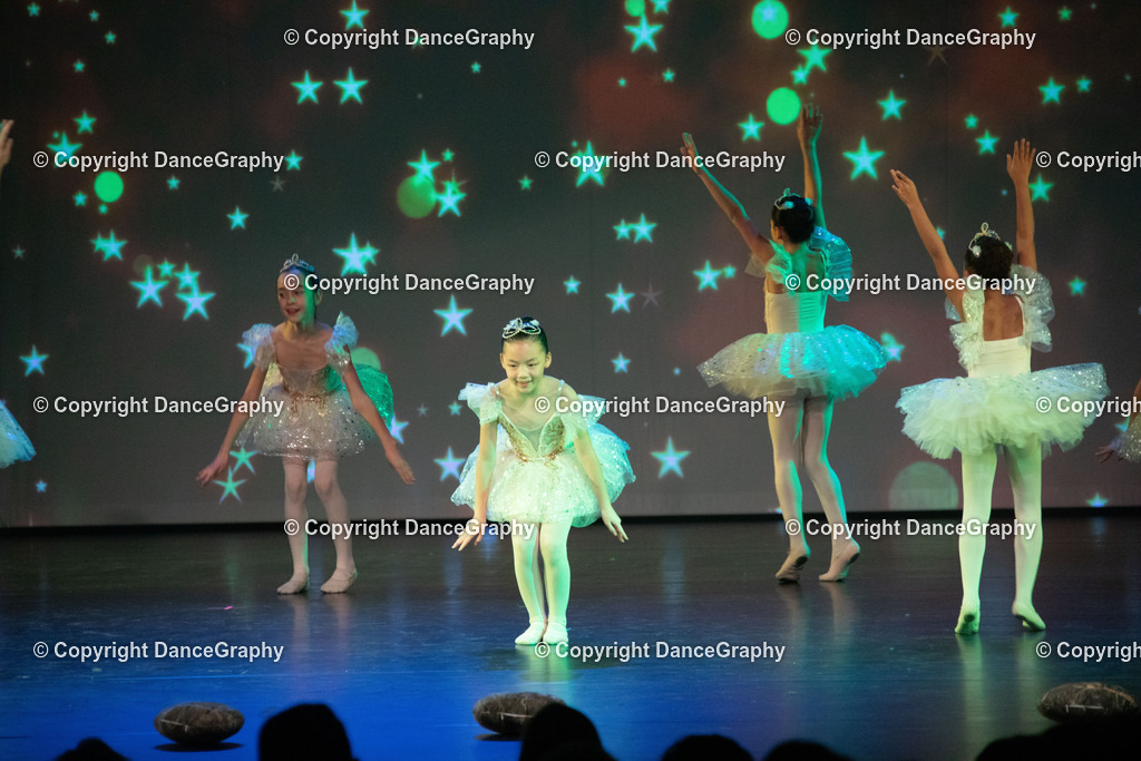 GPHY1896 | DanceGraphy - Realisiert mit Pictrs.com