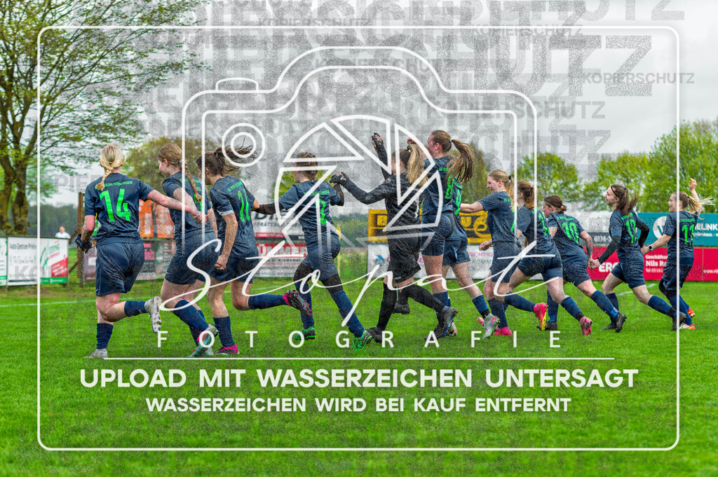 DZC_0663-Verbessert-RR | Damen Kreispokal Halbfinale HK/CE zwischen SG Fulde und SG Wohlde/Sudwinsen im Fulder Zentralstadion, Fulde (Simon Paul Stopat) - Realisiert mit Pictrs.com