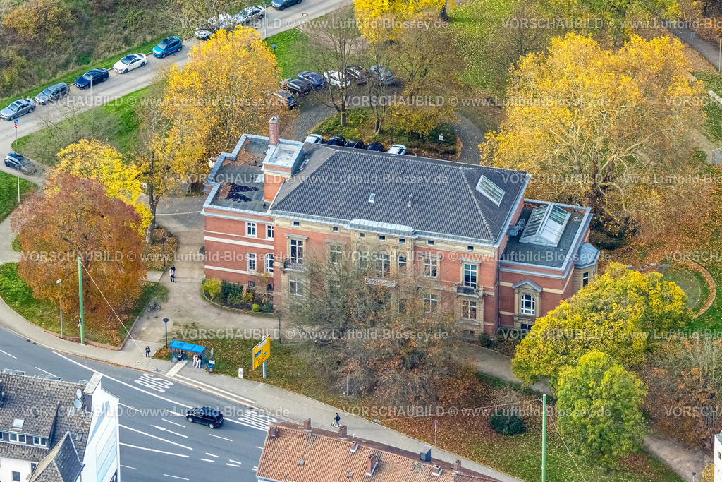 Hagen251102568-2 | Luftbild, VHS Volkshochschule Hagen, herbstliche Bäume, Wehringhausen, Hagen, Ruhrgebiet, Nordrhein-Westfalen, Deutschland